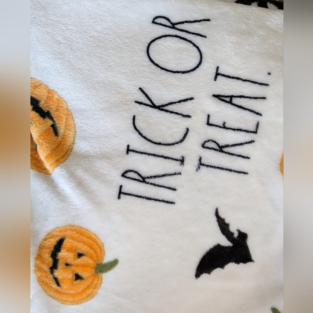 Rae Dunn Halloween Throw
